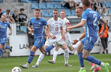 Liberec s Hradcem čeká finále skupiny o umístění, Slovan hájí čtyřbrankový náskok