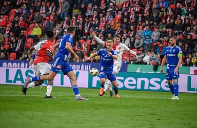 Slavia ukončila bodovou šňůru Olomouce a potvrdila domácí dominanci